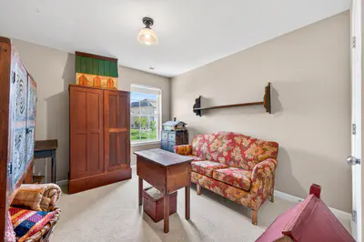 697 Lake Vista Drive, Columbus - 35
