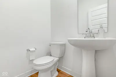 7423 Manor Lake Lane, Indianapolis - 25