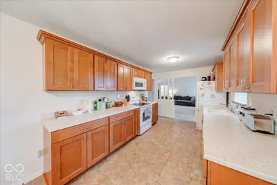 596 Yeagy Court, Greenwood - 11