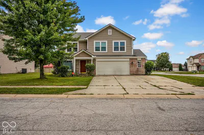 7807 Fox Glen Drive, Indianapolis - 2