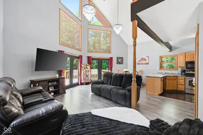 11099 Bushy Road, Metamora - 10