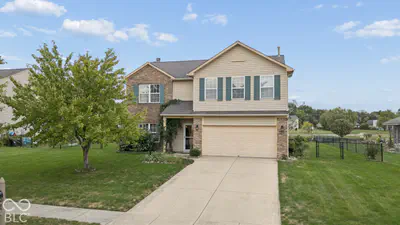 19352 Pathway Pointe, Noblesville