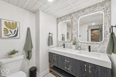 6272 Grosbeak Court, Nineveh - 16