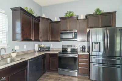 388 Gondola Run, Greenfield - 12