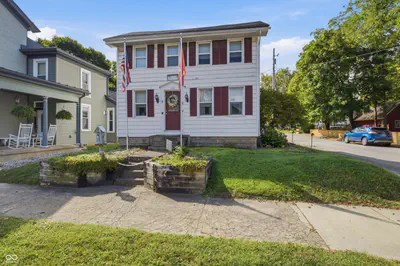 139 Main Street, Centerville