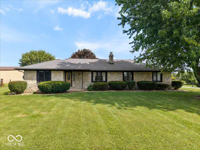 4826 Rockville Road, Indianapolis