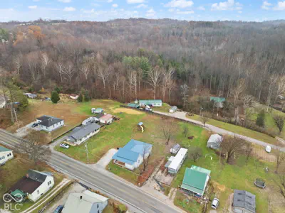 410 Main Street, English - 53