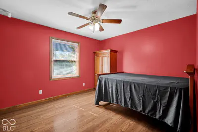 2450 W 300 S, Columbus - 23