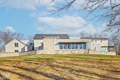 2771 Pedigo Bay Drive, Bloomington