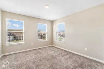 6874 Nottingham Lane, McCordsville - 38