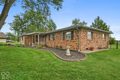6349 W Buckskin Court, New Palestine - 46