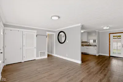 5530 Marilyn Road, Indianapolis - 6