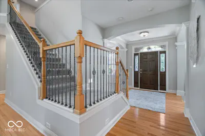 9661 Wading Crane Avenue, Fishers - 4