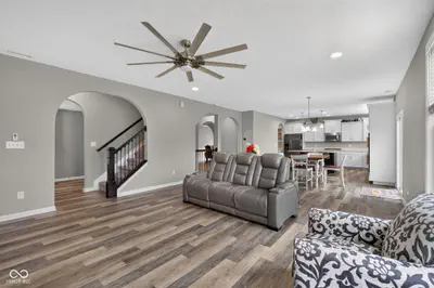 10608 Kensington Lane, Fortville - 17