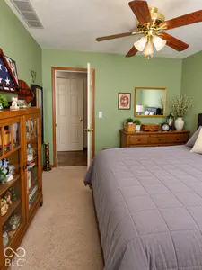 876 S Home Avenue, Franklin - 26