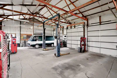 3806 S State Road 3, New Castle - 95