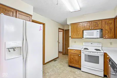 7238 Hearthstone, Indianapolis - 21