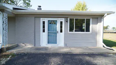 16122 Southeastern Parkway, Fortville - 3