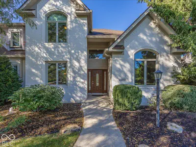 11582 Sutton Place Drive, Carmel - 2