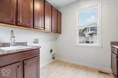 10529 Geist View Drive, Fishers - 45