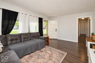 7 Manti Court, Indianapolis - 3