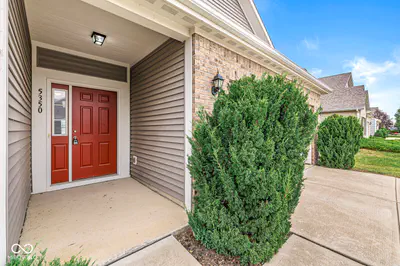 5350 Tanglewood Lane, Whitestown - 2