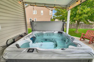8328 Westcliffe Drive, Avon - 41