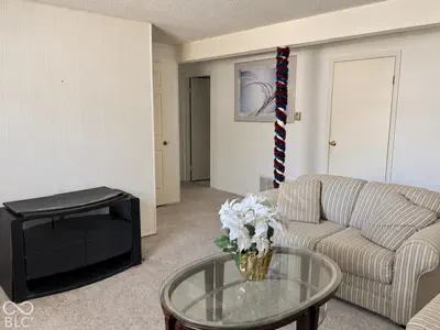 9033 Caminito Court, Indianapolis - 12