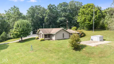 22110 Beacon Street, Metamora - 7