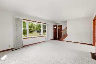 2325 Loretta Drive, Indianapolis - 6