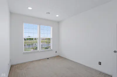 13973 Avalon East Drive, Fishers - 36