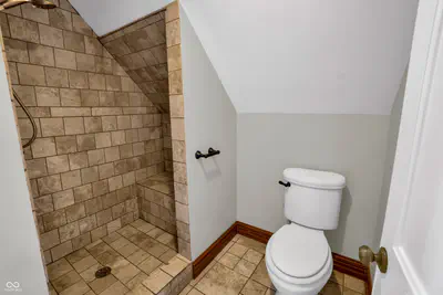 321 State Street, North Vernon - 25