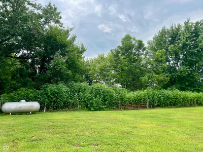 8122 Hall School Road, Monrovia - 53
