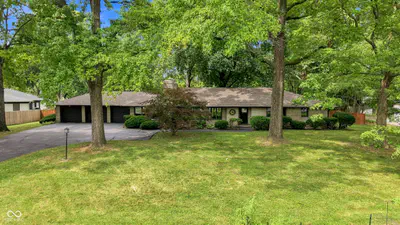 5904 Allisonville Road, Indianapolis - 5