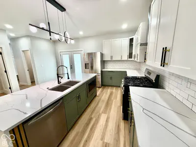 2221 Pleasant Street, Indianapolis - 27