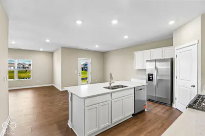 9202 Fitzgerald Drive, Indianapolis - 12