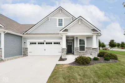 6582 Giles Boulevard, Whitestown