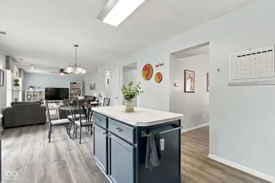 6537 Mallard Landing, Fishers - 8