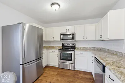5868 Deerview Bend, McCordsville - 8