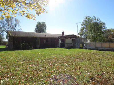 8870 W 450 S, Columbus - 22
