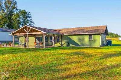 7853 County Road 1200, Seymour - 54