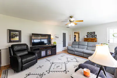 6821 Willoughby Court, Indianapolis - 14
