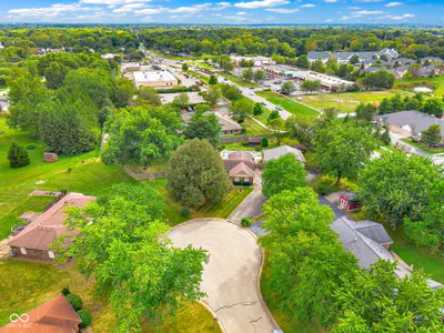 1221 Normandie Court, Avon - 46