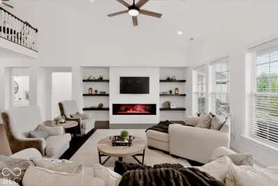 10510 Fox Hunt Road, Fishers - 18