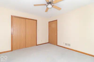 1176 E Apple Lake Drive, Greenfield - 25