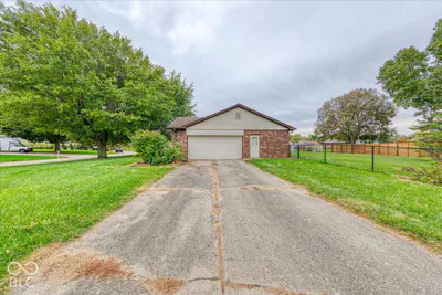 596 Yeagy Court, Greenwood - 31