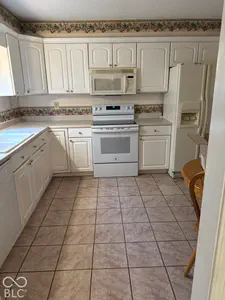 6414 Park Central Way, Indianapolis - 19