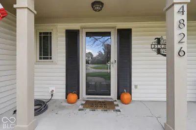 4826 Ashbrook Drive, Noblesville - 2