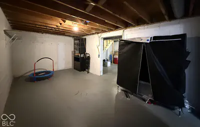 4040 Susy, Indianapolis - 19