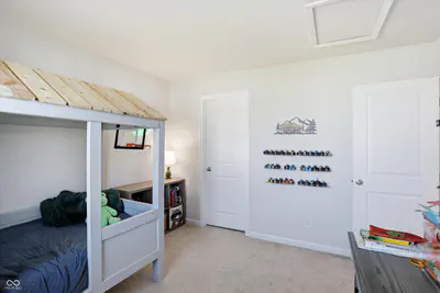 9860 Oakmont East Drive, Pendleton - 34